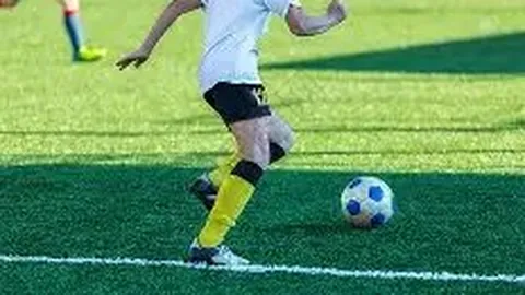 “激情对决！夏洛特黄蜂挑战金州勇士，NBA常规赛巅峰之战一触即发！”